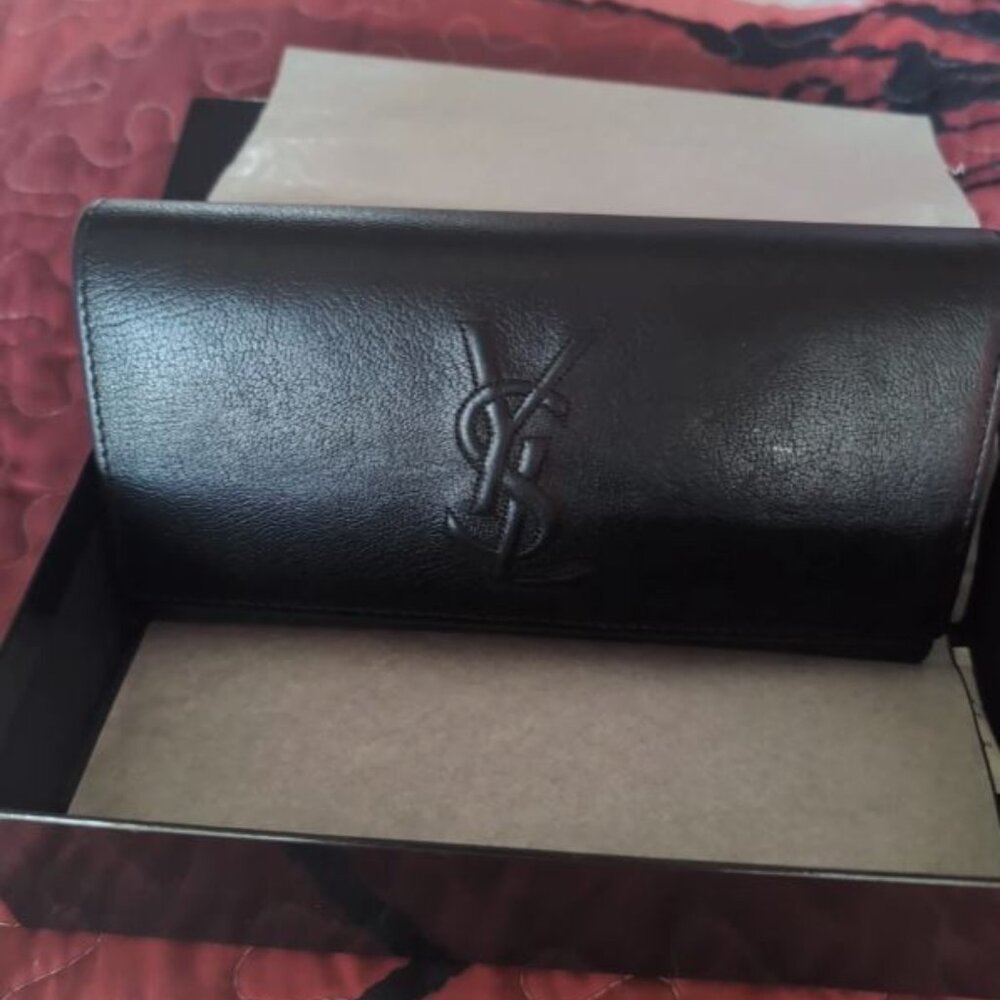 YSL BELLE DU JOUR LARGE FLAP WALLET in GRAIN de POUDRE BLACK LEATHER